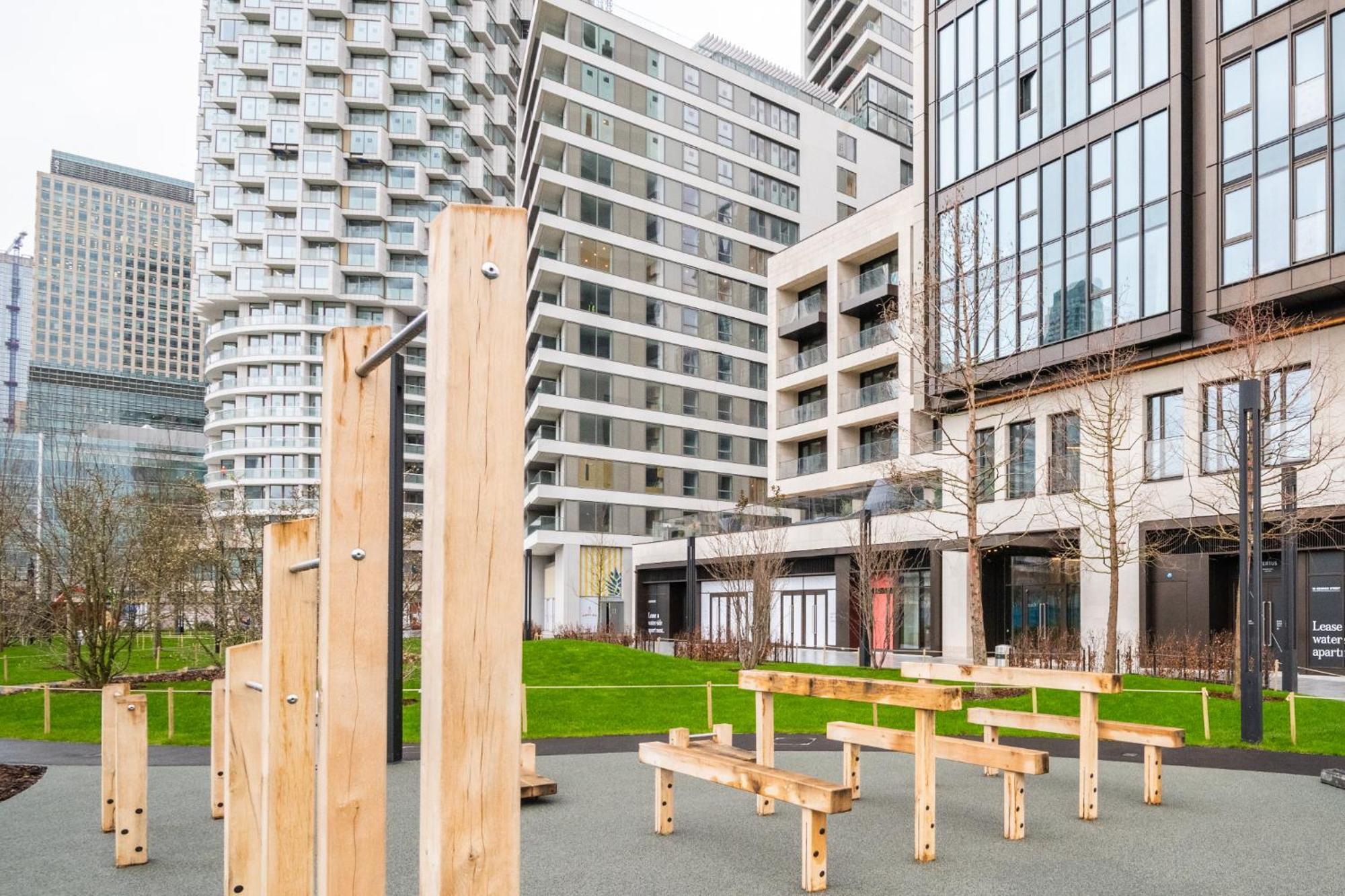 Elegant And Modern Apartments In Canary Wharf Right Next To Thames Londres Exterior foto