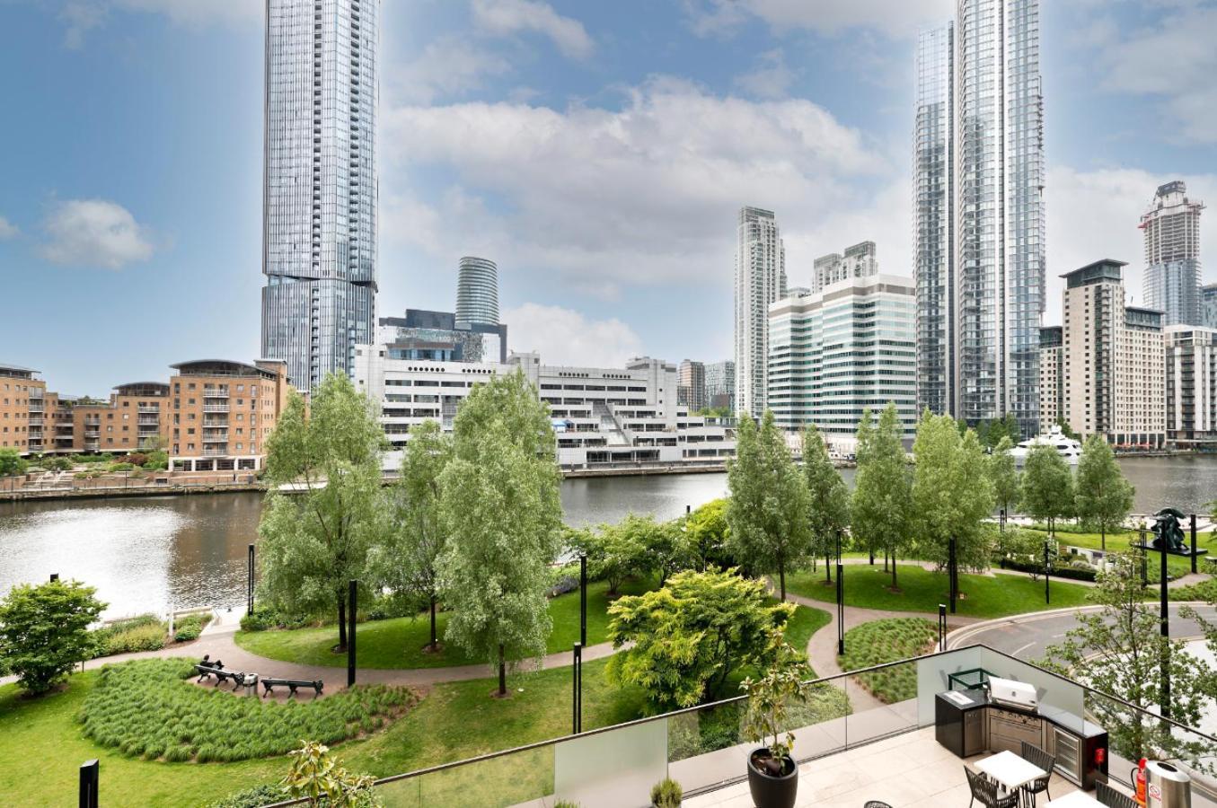 Elegant And Modern Apartments In Canary Wharf Right Next To Thames Londres Exterior foto
