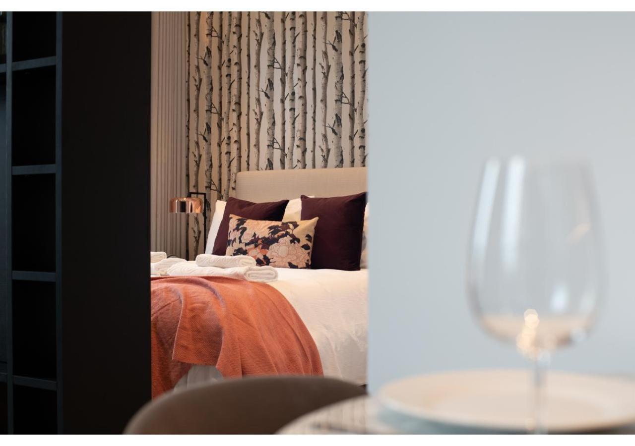 Elegant And Modern Apartments In Canary Wharf Right Next To Thames Londres Exterior foto